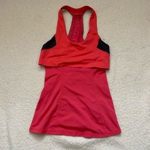 Lululemon women’s tank size 4